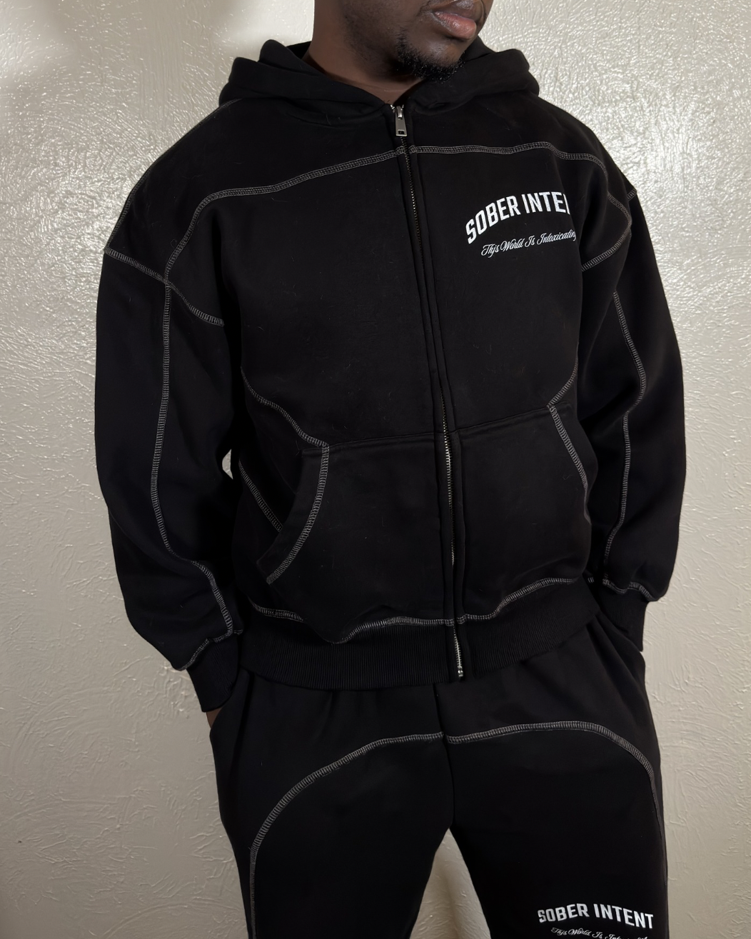 "SOBER INTENT" BOXY CONTRAST STITCH ZIP UP HOODIE