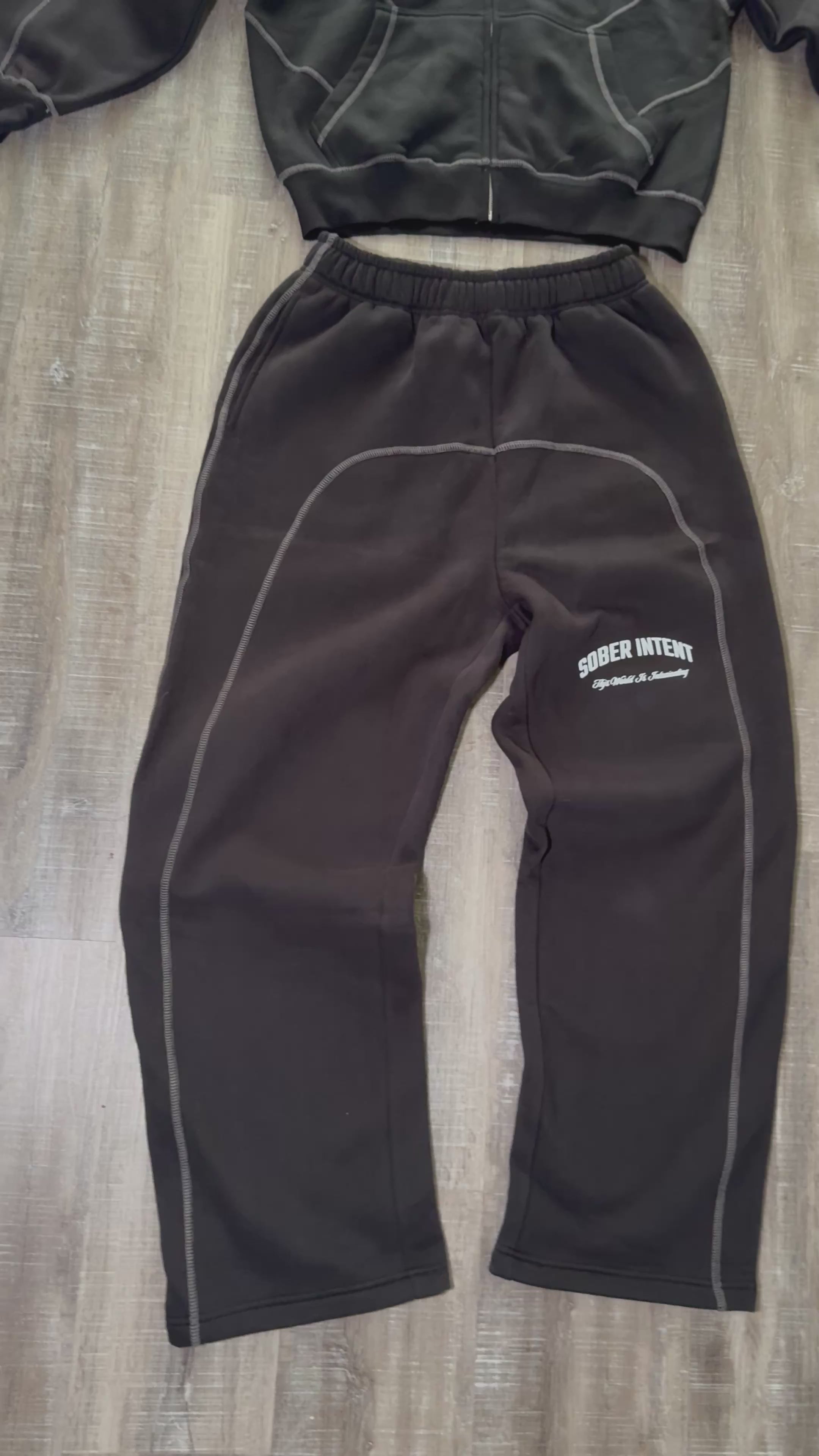 "SOBER INTENT" CONTRAST STITCH SWEATPANTS
